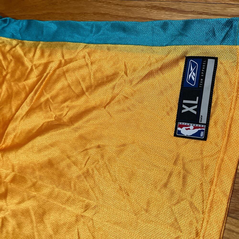 NWT Reebok #21 Jamaal Magloire New Orleans Hornets NBA Vintage Yellow Jersey XL - Picture 4 of 7